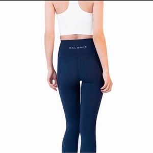 Balance Athletica ribbed seamless legging. Size small
